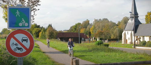 piste cyclable dans la Somme