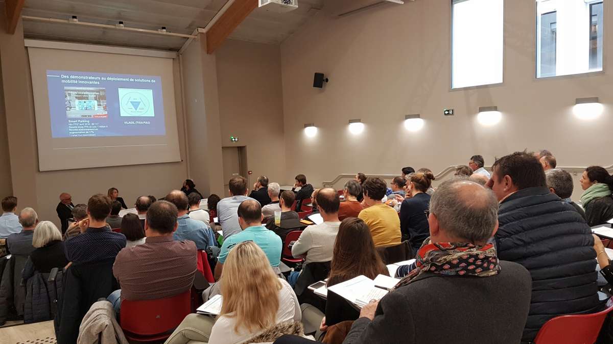 Photo de l'assemblée, journée Une Voirie pour Tous, le 4 décembre 2018 à Toulouse